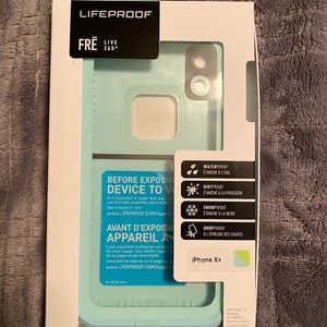 Iphone XR life proof FRĒ Case
